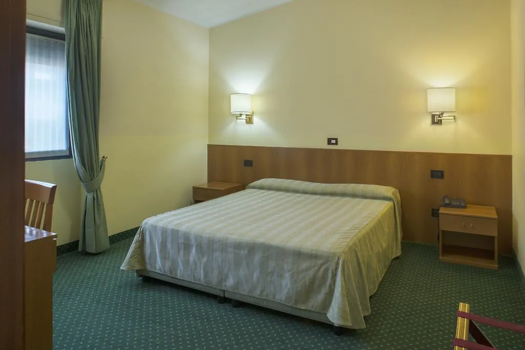 Hotel San Carlo Cesano Maderno Italia
